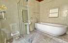 4 Bed Villa with En Suite in Spring Valley - 11