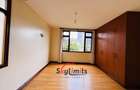 3 Bed Apartment with En Suite at Riverside Drive - 7