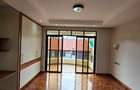 4 Bed Apartment with En Suite in Riverside - 8
