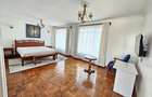 Furnished 3 Bed Apartment with En Suite in Riverside - 9