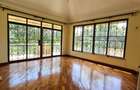 4 Bed Townhouse with En Suite in Ridgeways - 8