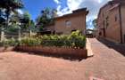 5 Bed Townhouse with En Suite in Lavington - 8