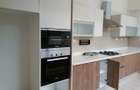 4 Bed Apartment with En Suite in Ridgeways - 3