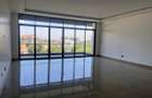 4 Bed Apartment with En Suite in Spring Valley - 9