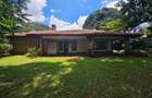 4 Bed House with En Suite in Redhill - 7