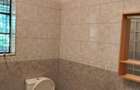 4 Bed House with En Suite in Rosslyn - 11