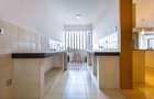 Serviced 2 Bed Apartment with En Suite at Brookside Drive - 8