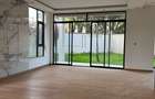 5 Bed Townhouse with En Suite in Lavington - 16