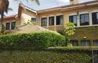 5 Bed Townhouse with En Suite at Lavington Off Convent - 5
