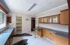 5 Bed House with En Suite in Lavington - 9