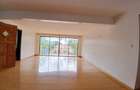 3 Bed Apartment with En Suite at Lavington - 7
