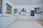 3 Bed Apartment with En Suite in Westlands Area - 1