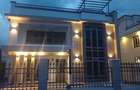 5 Bed Townhouse with En Suite at Mugutha - 1