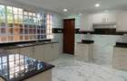 5 Bed Townhouse with En Suite in Lavington - 13