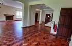 5 Bed Townhouse with En Suite in Lavington - 5