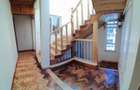 4 Bed House with En Suite in Spring Valley - 4