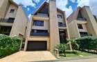 4 Bed Townhouse with En Suite in Lavington - 6