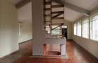 6 Bed House with En Suite in Nyari - 2