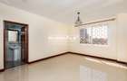 3 Bed Apartment with En Suite in Kilimani - 10
