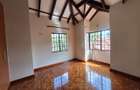 4 Bed Townhouse with En Suite in Spring Valley - 18