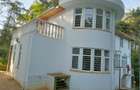 5 Bed House with En Suite in Rosslyn - 15