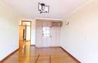 5 Bed Townhouse with En Suite at Lavington - 13