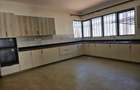 6 Bed Townhouse with En Suite in Loresho - 4
