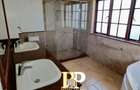 4 Bed Townhouse with En Suite in General Mathenge - 16