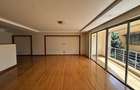 3 Bed Apartment with En Suite at Lavington - 2