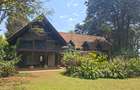 3 Bed House with En Suite at Nyari - 3