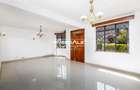 5 Bed Townhouse with En Suite in Lavington - 1