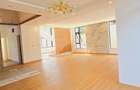 5 Bed Townhouse with En Suite in Lavington - 5