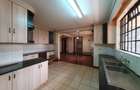 3 Bed Apartment with En Suite in Parklands - 11