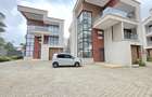 5 Bed Townhouse with En Suite at Issac Gathanju - 11