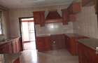 5 Bed Townhouse with En Suite at Lavington Road - 15
