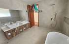 5 Bed Townhouse with En Suite in Lavington - 13