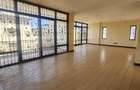 5 Bed Townhouse with En Suite in Lavington - 2