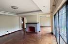 5 Bed Townhouse with En Suite in Lavington - 3