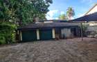 5 Bed House with En Suite at Lavington - 6