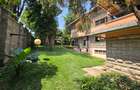 4 Bed Townhouse with En Suite in Runda - 1