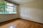 4 Bed Townhouse with Walk In Closet at Near The Hub Mall - 19