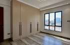Serviced 2 Bed Apartment with En Suite at Brookside Area - 5