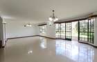 5 Bed Townhouse with En Suite in Spring Valley - 2