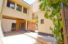 5 Bed House with Garden in Westlands Area - 5