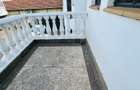 5 Bed Townhouse with En Suite at Westlands - 20