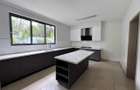 5 Bed Townhouse with En Suite in Lavington - 3