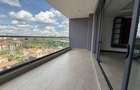 3 Bed Apartment with En Suite in Riverside - 3