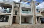 6 Bed Townhouse with En Suite in Lavington - 10