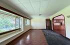 5 Bed House with En Suite in Lavington - 6