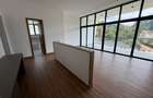 5 Bed Villa with En Suite in Nyari - 13